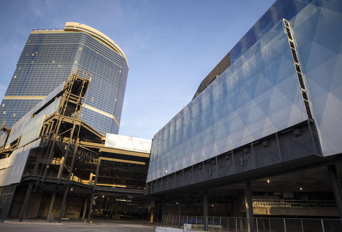 The unfinished Fontainebleau project on the Las Vegas Strip, Wednesday, Dec. 13, 2017. (Las Veg ...