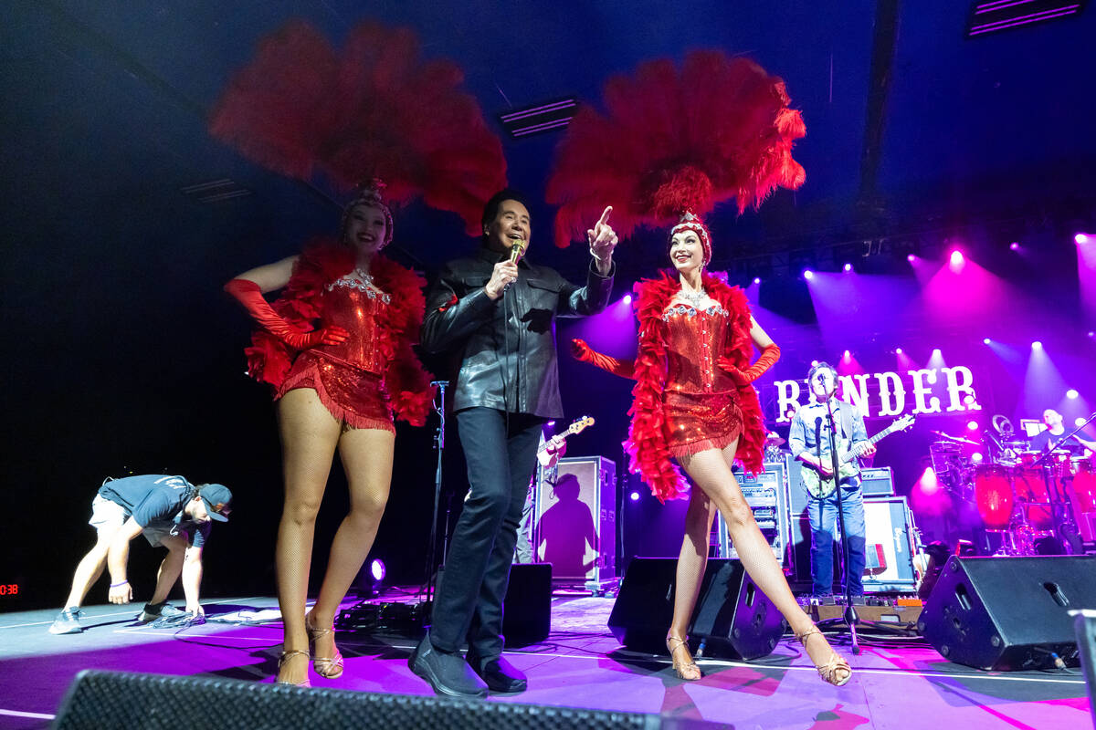 Wayne Newton performs with The String Cheese Incident at the Bender Jamboree music festival at ...