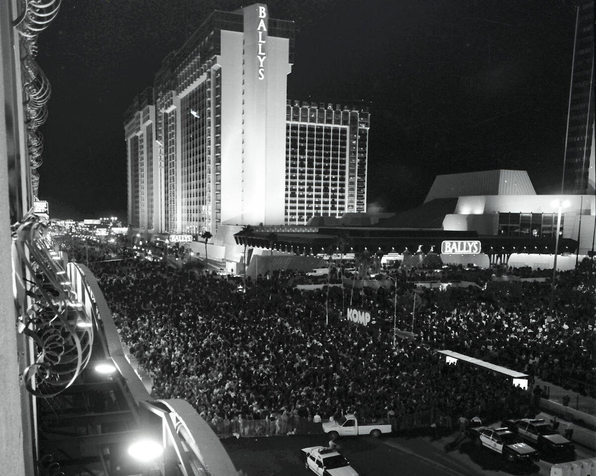 The Dunes implosion in Las Vegas, Nevada, on October 27, 1993. (Darrin Bush, Las Vegas News Bur ...