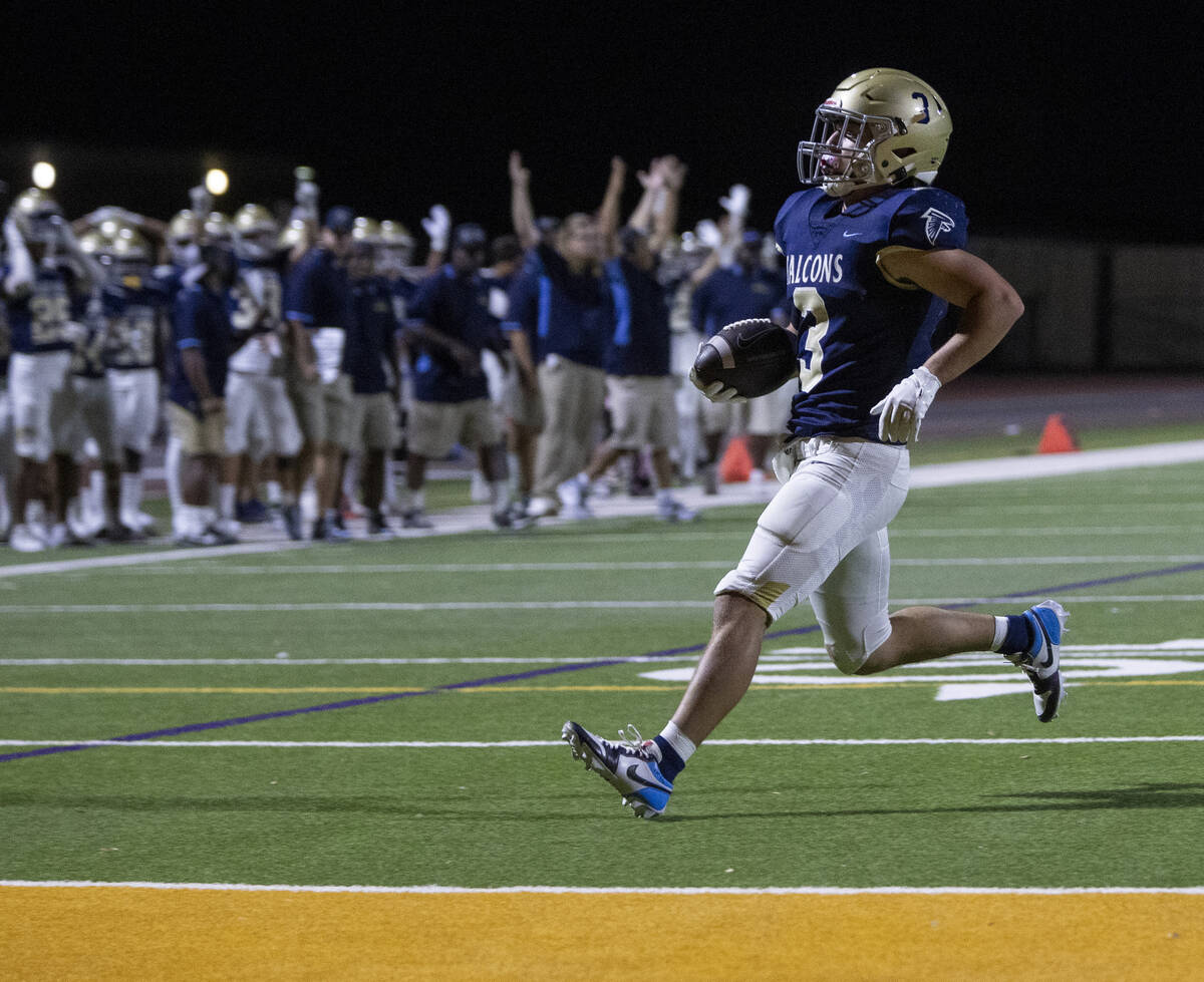 Foothill running back Eugene Altobella III (3) cruises into the end zone unscathed during the h ...