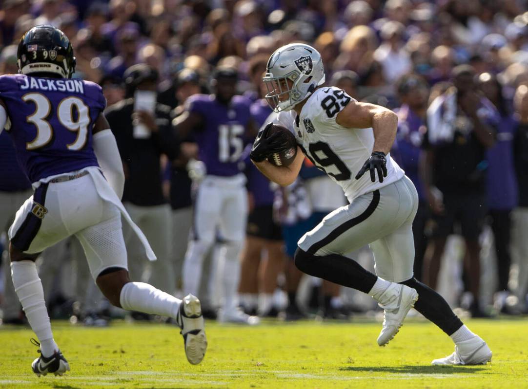 Raiders tight end Brock Bowers (89) runs after making a catch during the second half of an NFL ...