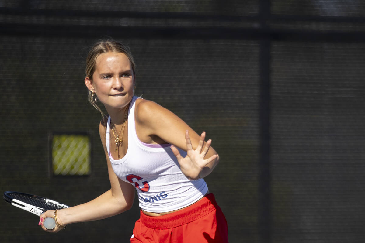 Coronado’s Georgiana “Gigi” Smart competes during the high school tennis m ...