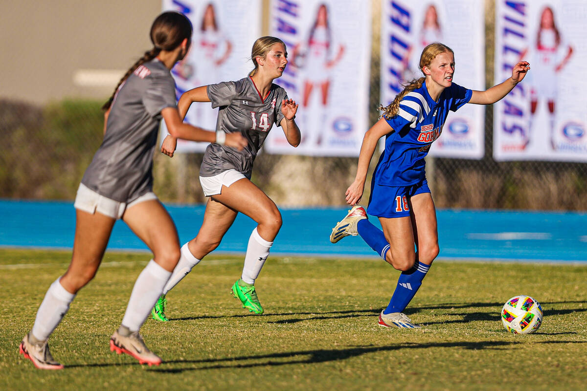 Bishop Gorman defender Grace Yager (18) kicks the ball away from Arbor View’s side of th ...