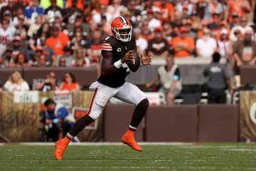 Cleveland Browns quarterback Deshaun Watson (4) looks to throw the ball during an NFL football ...