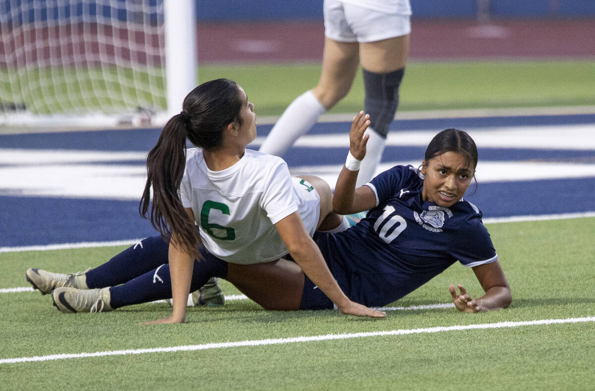 Centennial midfielder Alexandra Miranda (10) looks for a foul to be called against Green Valley ...