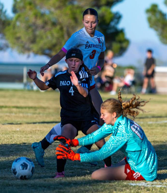 Palo Verde forward Olivia Gastwirth (4) has the ball stopped by Liberty goalkeeper Brooke Krame ...