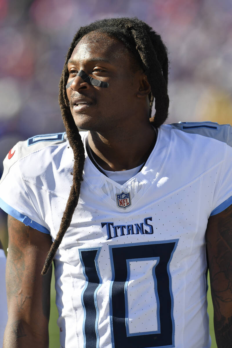 Tennessee Titans wide receiver DeAndre Hopkins (10) walks off the field after the first half of ...