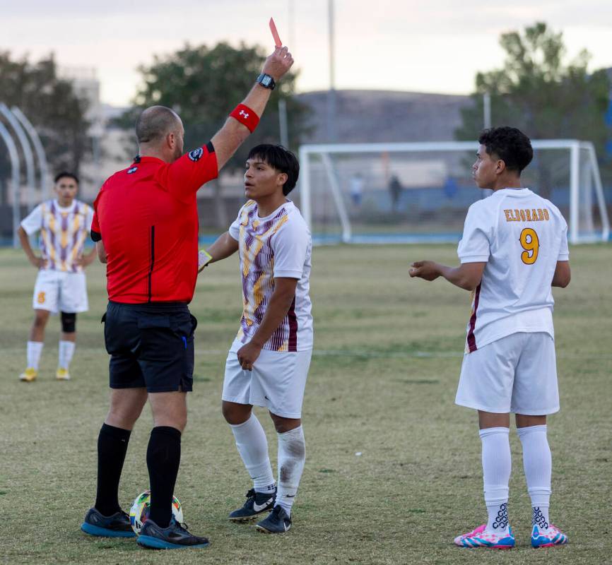 Eldorado senior Santiago Benitez (9) receives a red card during the Class 5A Southern League qu ...