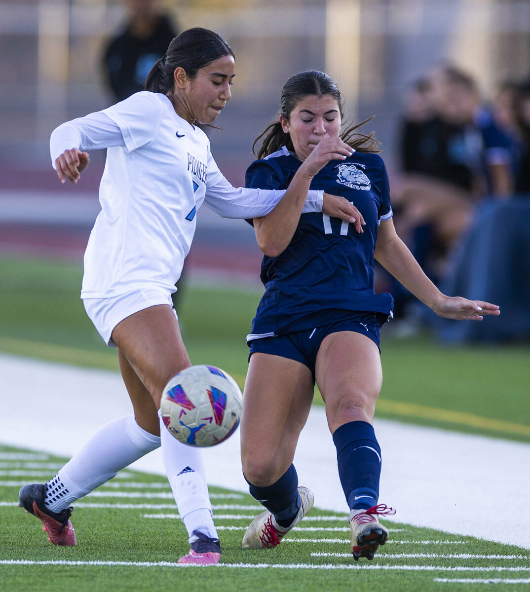 Canyon Springs midfielder Daniela Mayorga (7) Centennial Canyon Springs during the first half o ...