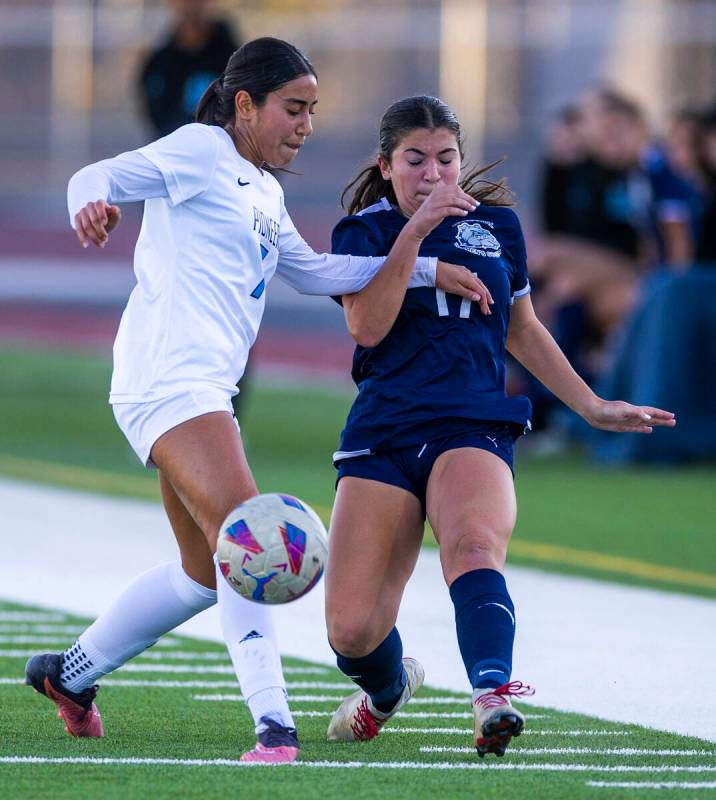 Canyon Springs midfielder Daniela Mayorga (7) Centennial Canyon Springs during the first half o ...