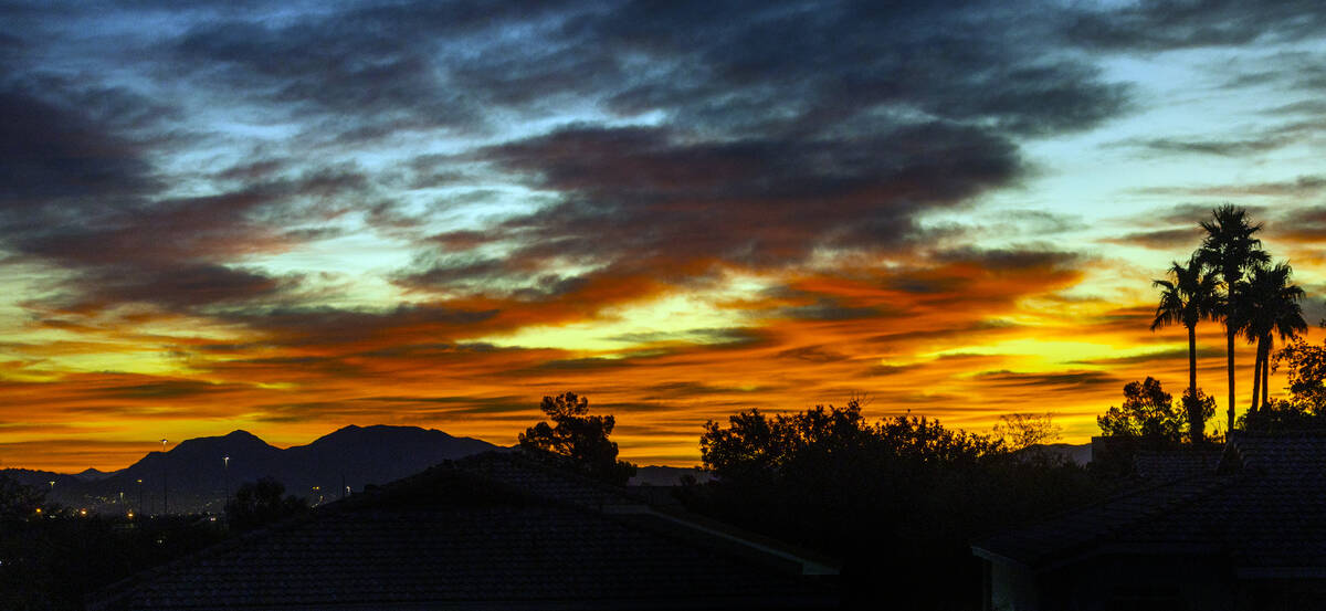 The sun rises in the east over Las Vegas on Thursday, Oct. 31, 2024. (L.E. Baskow/Las Vegas Rev ...