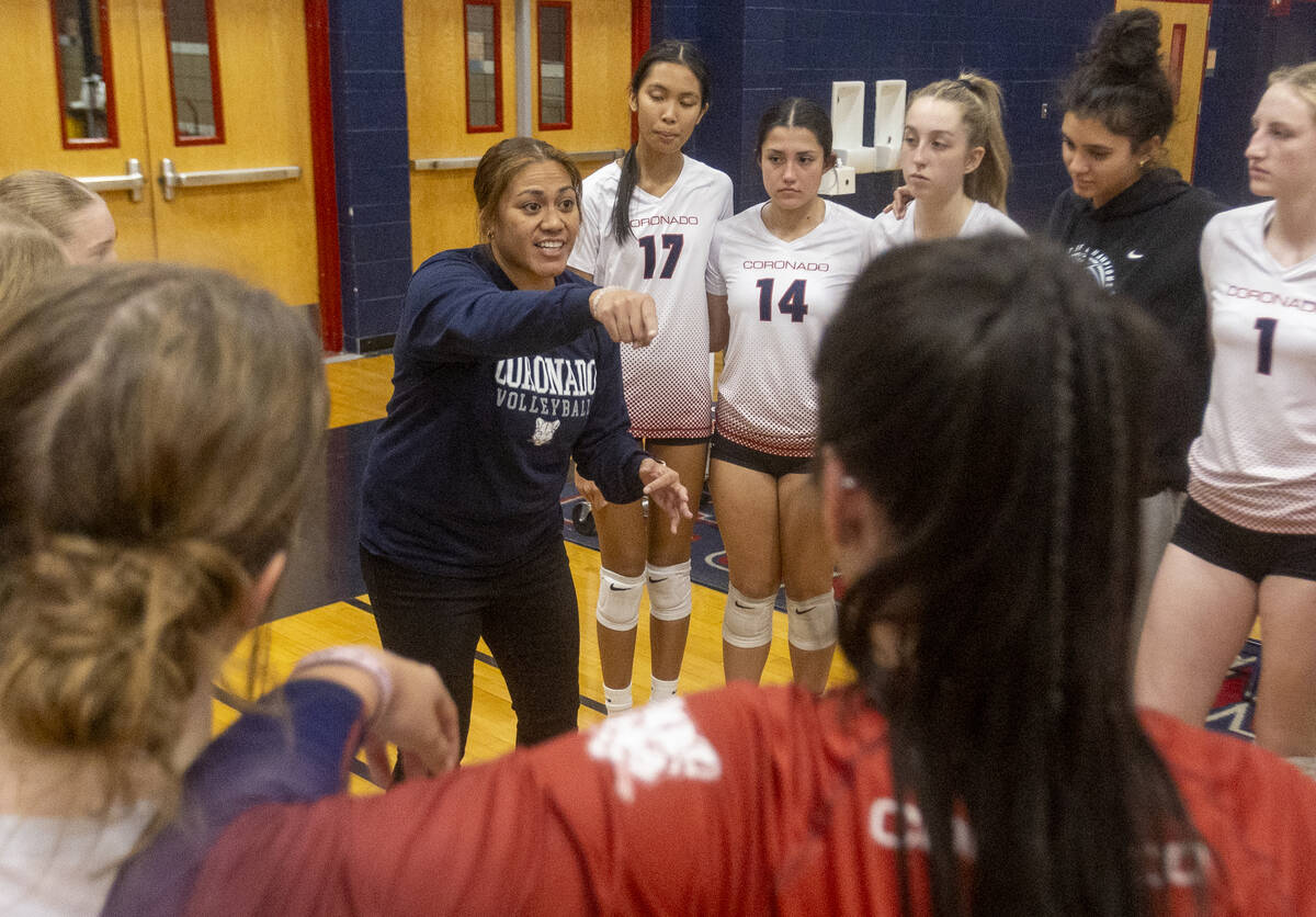 Coronado Head Coach Melody Nua talks to the team during the 5A girls volleyball Southern Region ...