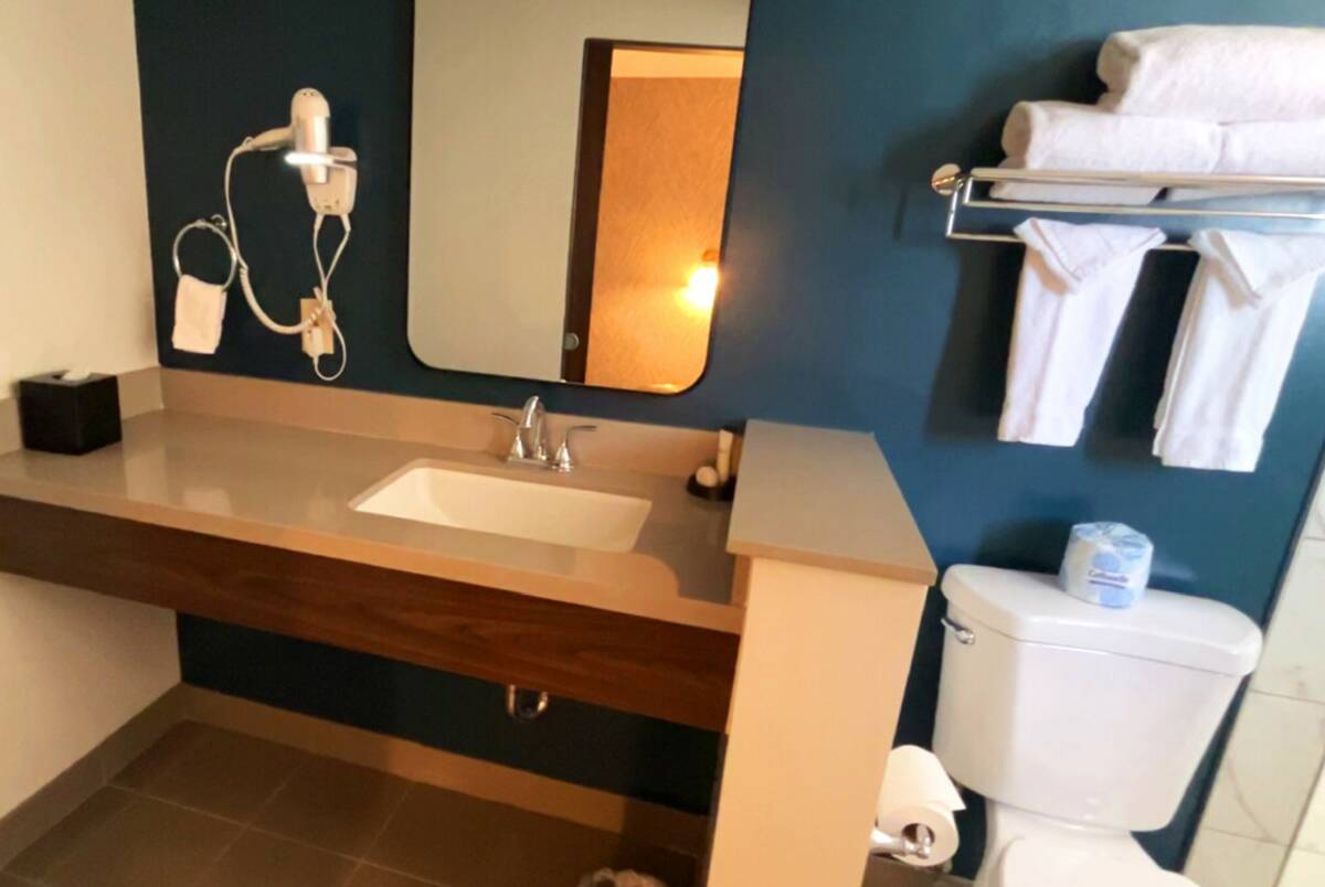 A newly renovated bathroom in Gold Coast hotel-casino's room is seen on Friday, Nov. 1, 2024, i ...