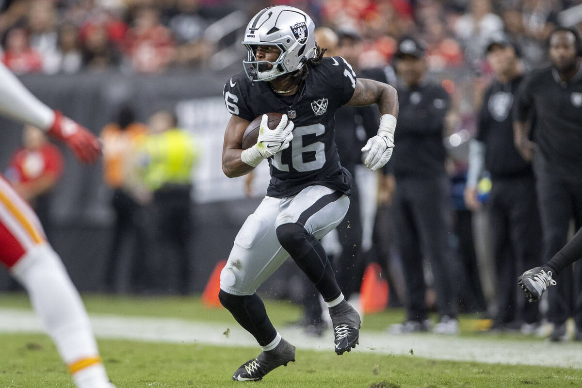 Raiders wide receiver Jakobi Meyers (16) runs after making a catch against the Kansas City Chie ...