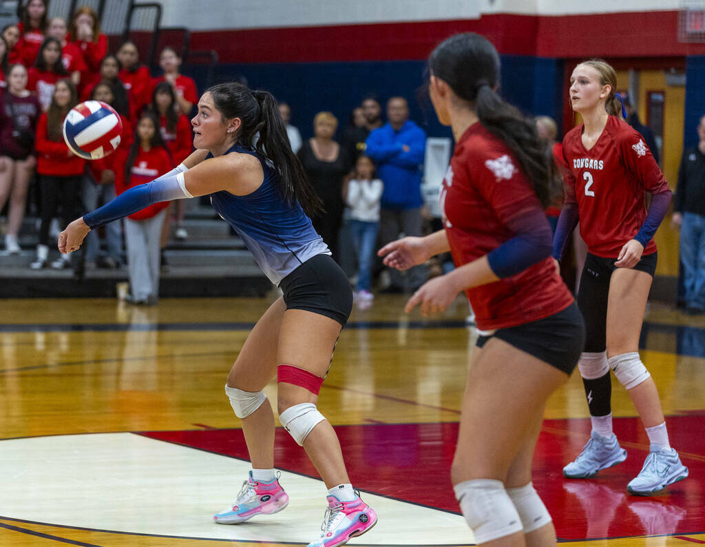 Coronado's Reagan Vint (11) sets the ball against Bishop Gorman during the third set of their C ...