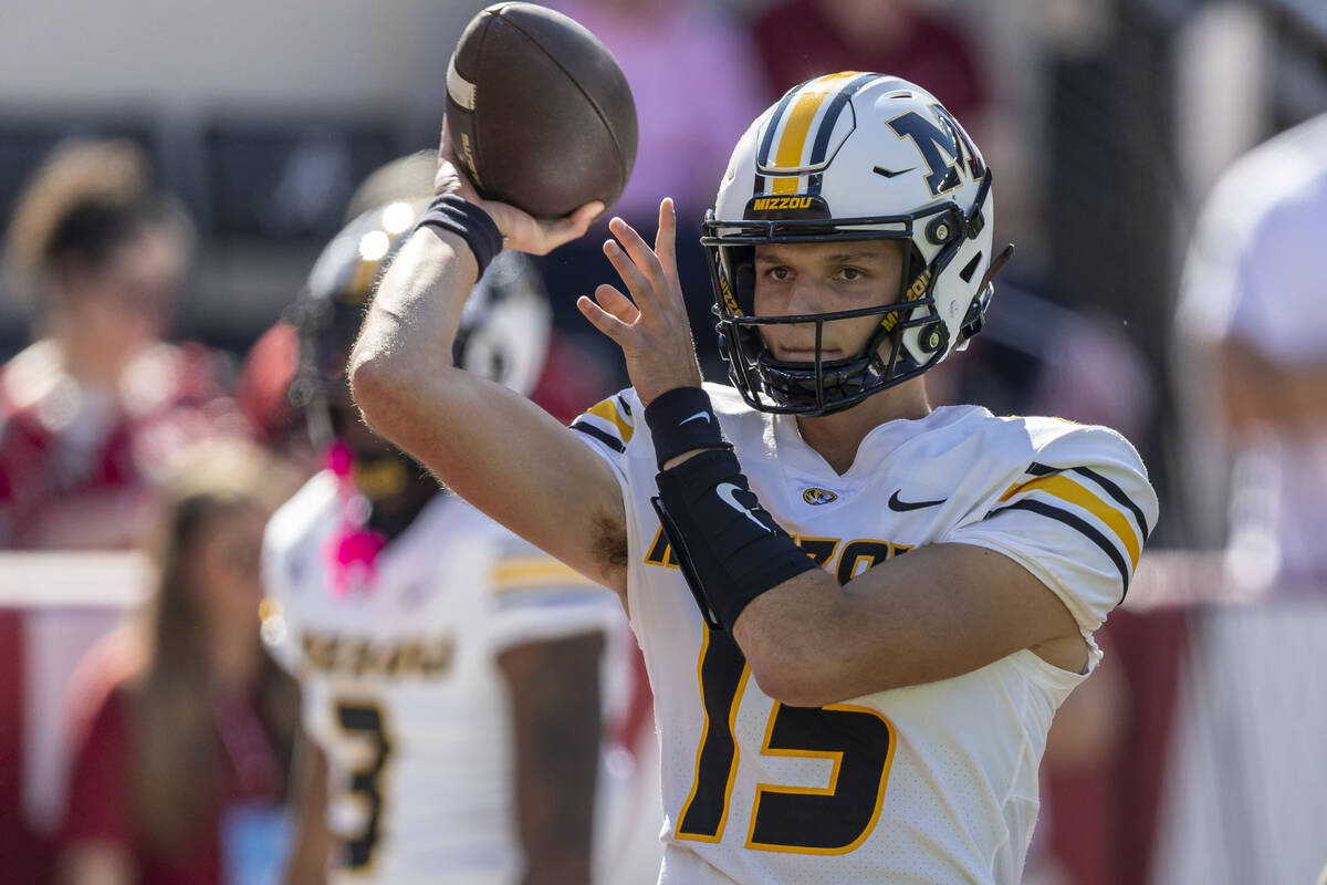 Missouri quarterback Tommy Lock (15) warms up before an NCAA college football game against Alab ...