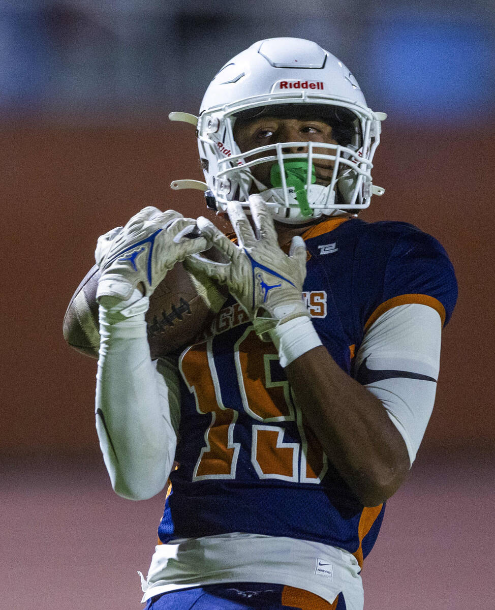 Legacy wide receiver Dejuan Robinson (19) secures a touchdown catch against Shadow Ridge during ...