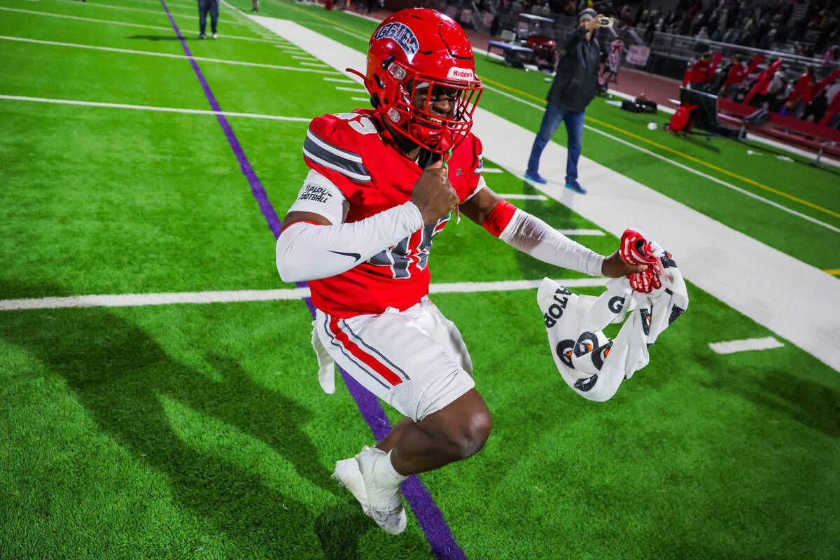 Arbor View defensive lineman Dontrell Bealer celebrates winning a Class 5A Division I state sem ...