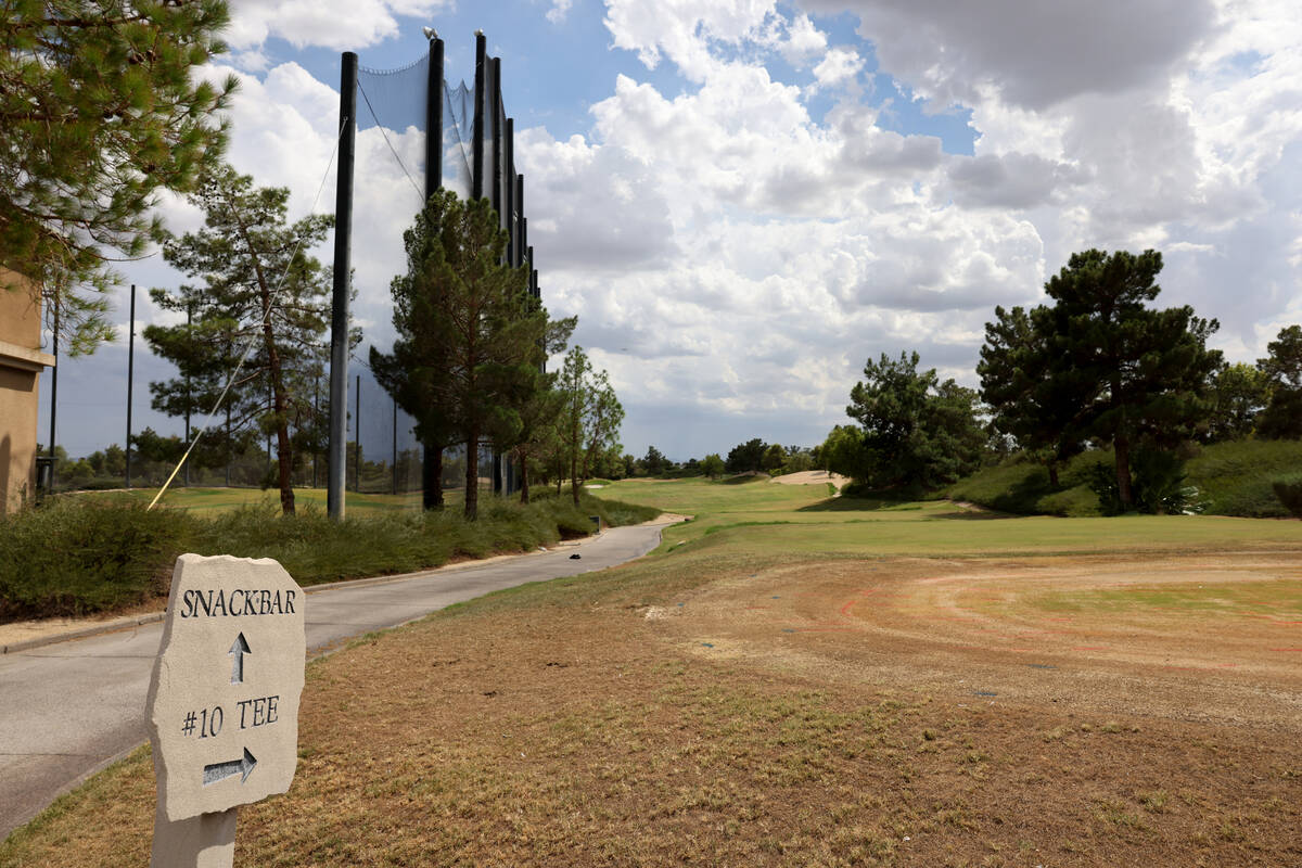 Desert Pines Golf Club at Bonanza and Pecos roads in Las Vegas, Thursday, Aug. 18, 2022. (K.M. ...