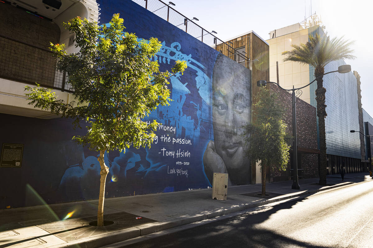 A commercial building with a mural of ex-Zappos CEO Tony Hsieh is seen along Las Vegas Boulevar ...