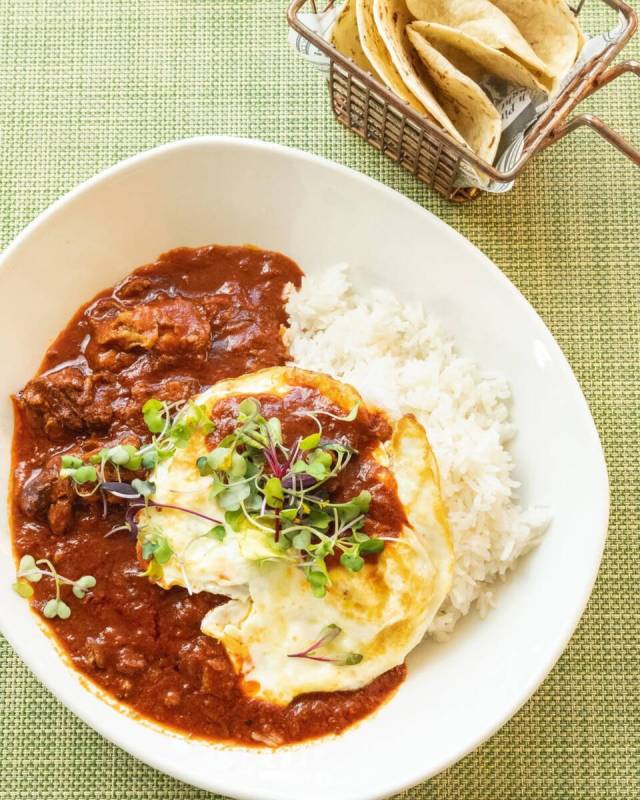 A New Mexican red chile bowl from DW Bistro in southwest Las Vegas. (DW Bistro)