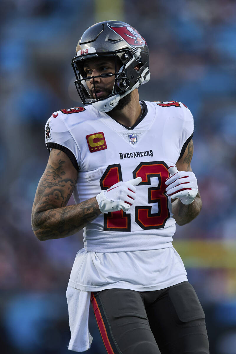 Tampa Bay Buccaneers wide receiver Mike Evans (13) lines up on offense during an NFL Football g ...