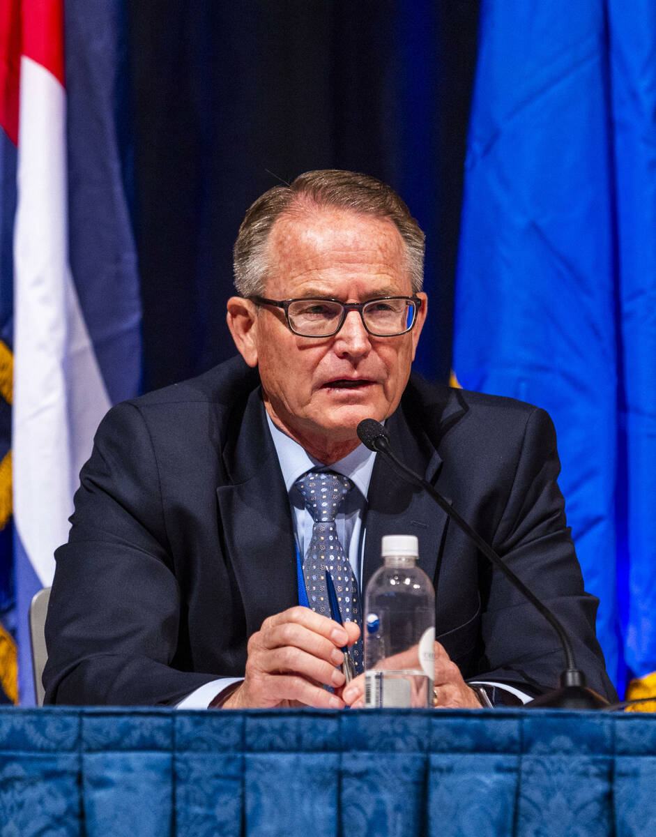 Gene Shawcroft of Utah speaks during the Upper Basin Principals Panel in the CRWUA annual conve ...