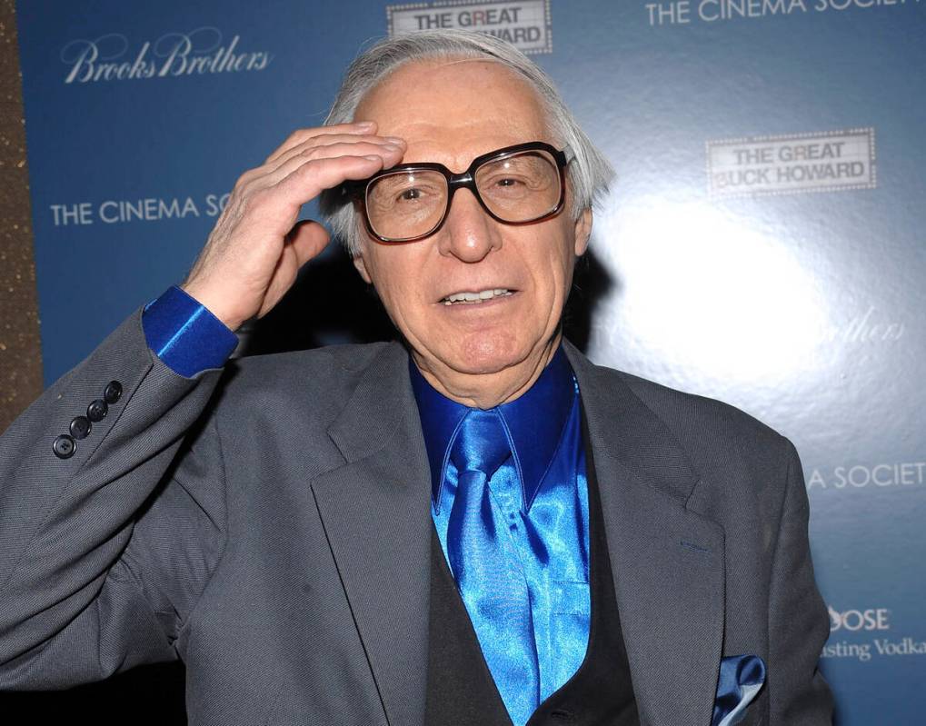 Mentalist George Joseph Kresge, known as "The Amazing Kreskin," attends a screening of "The Gre ...