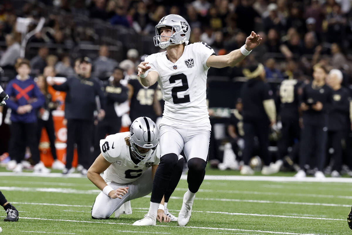 Las Vegas Raiders place kicker Daniel Carlson (2) kicks a 31-yard field goal during the first h ...