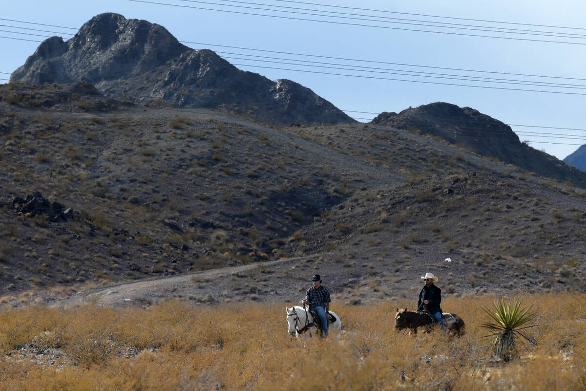 Volunteers on horseback help search for missing teen Jennaleah Hin on Friday, Jan. 3, 2025, in ...