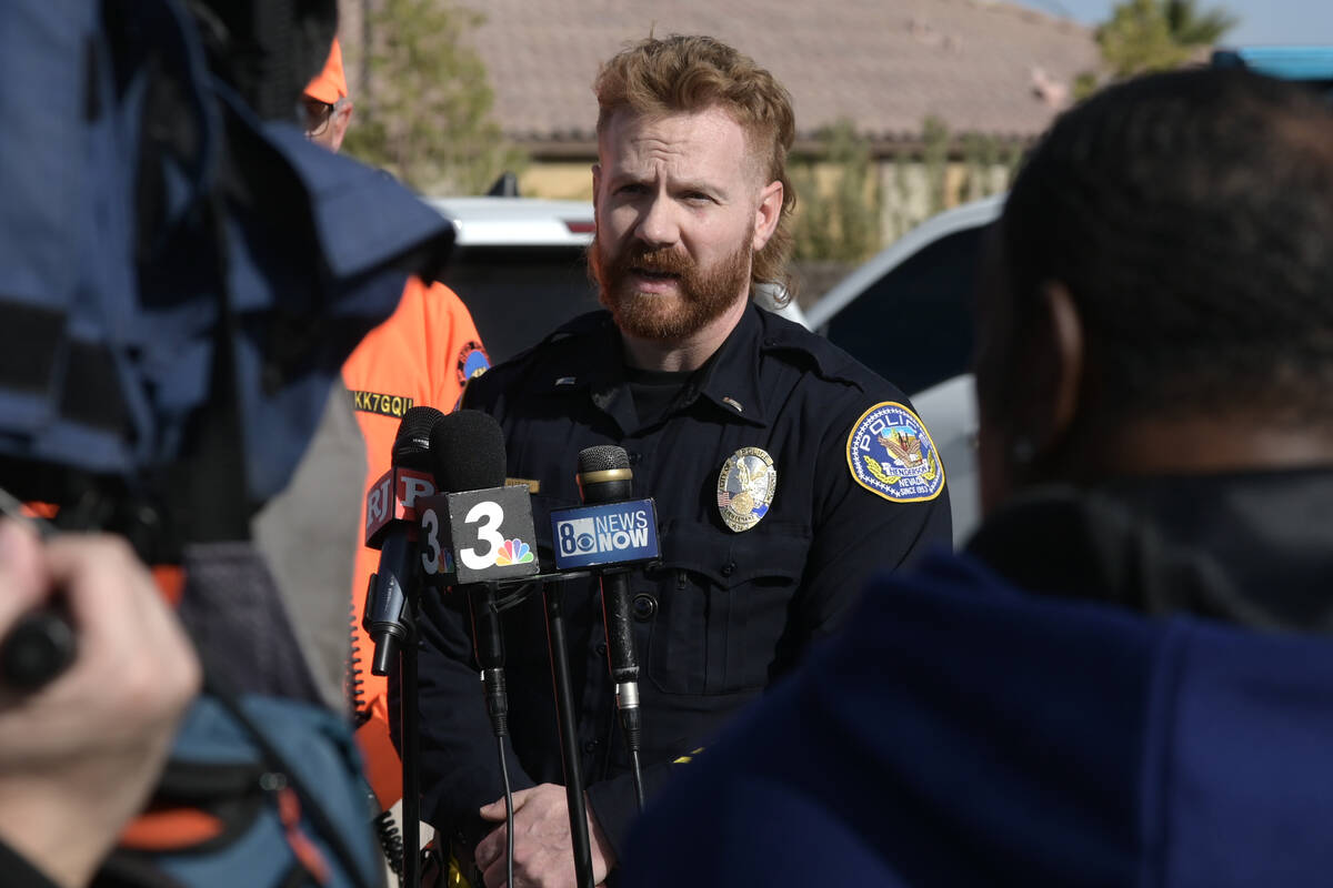 Henderson police Lt. Charles Hedrick briefs the media on the search for missing teen Jennaleah ...