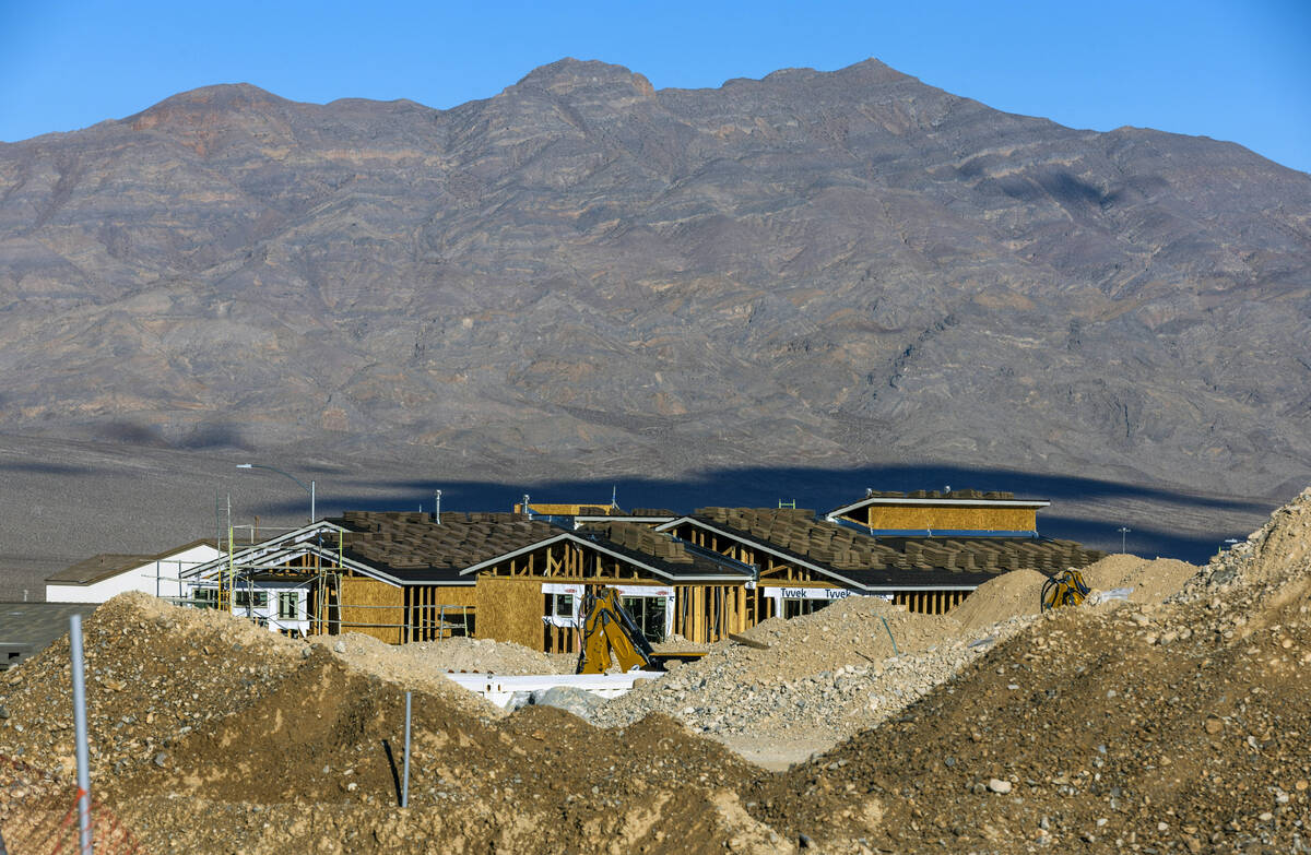 Homes within the new Citrine development continue to be built around Skye Canyon on Tuesday, Ja ...