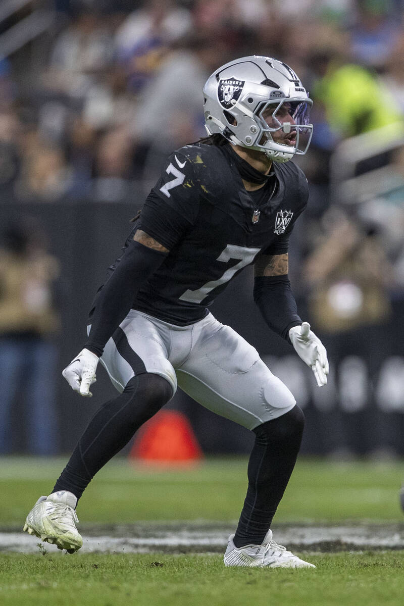 Raiders safety Tre'von Moehrig (7) sets up during the first half of an NFL game against the Los ...