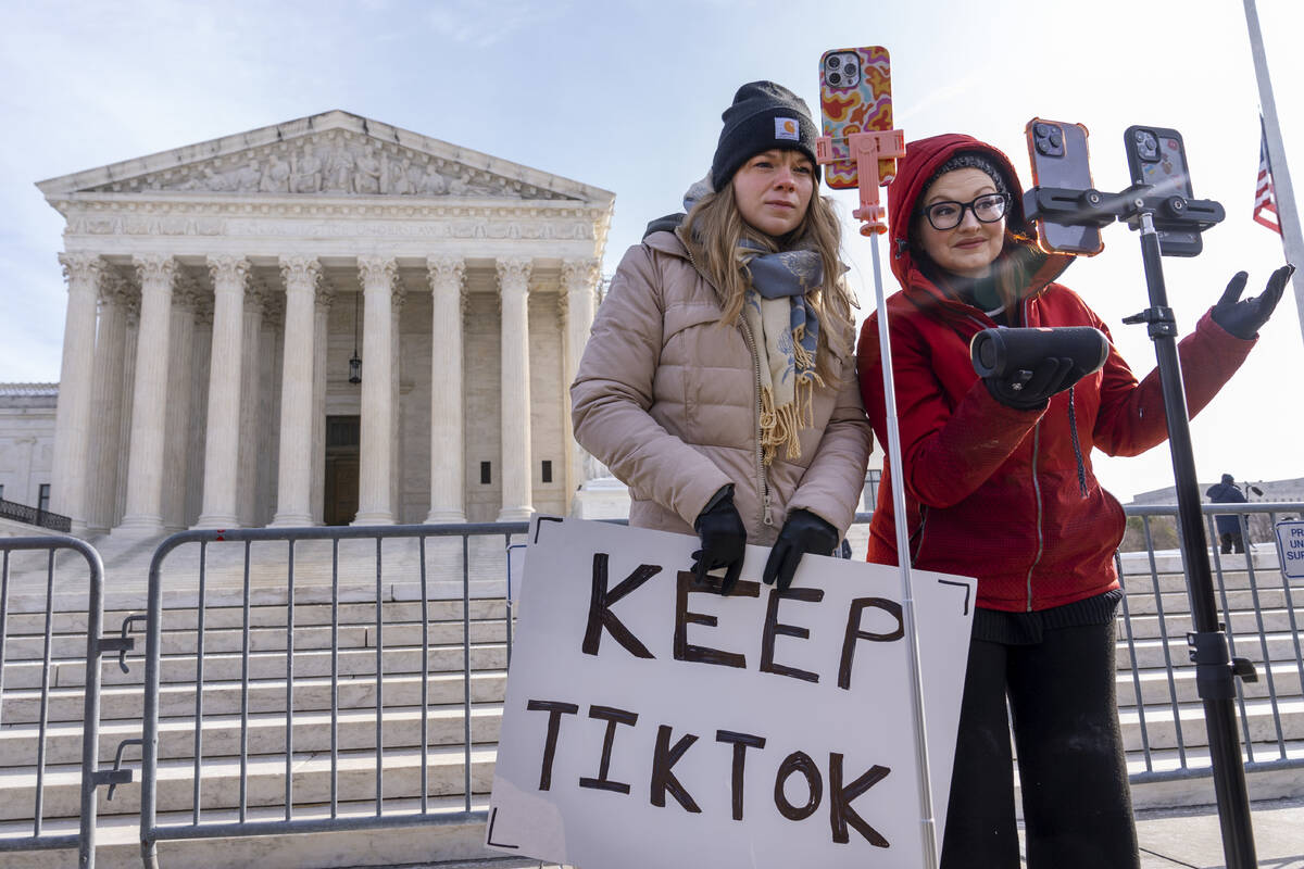 FILE - Sarah Baus, left, of Charleston, S.C., and Tiffany Cianci, who says she is a "long- ...