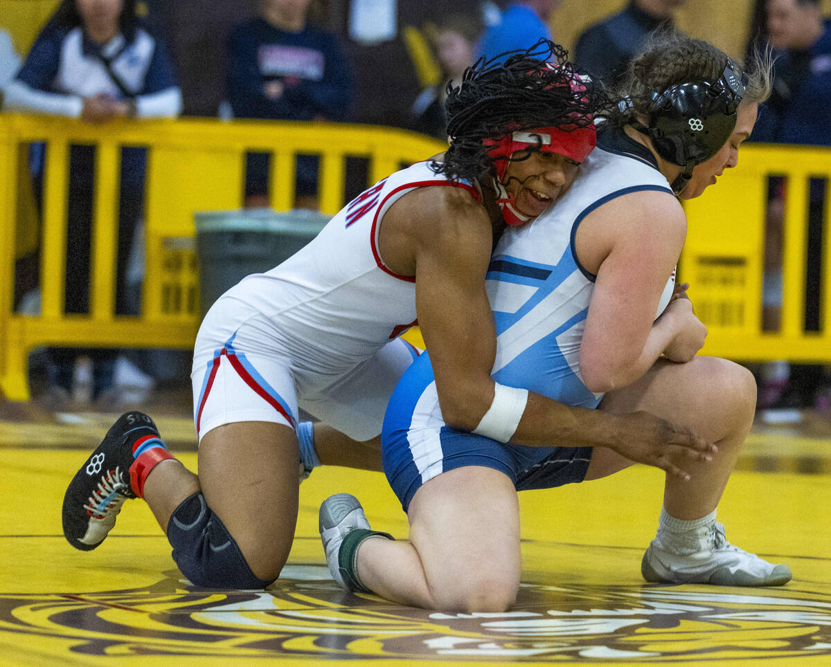 Western’s I’yanna Jones catches Centennial’s Madison Worden from behind du ...